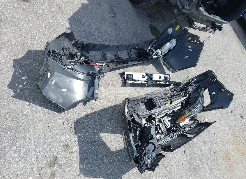 Photo 12 of 2022 Hyundai Tucson LIMITED (VIN 5NMJECAEXNH004730)