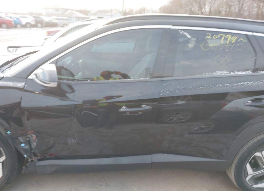 Photo 14 of 2022 Hyundai Tucson LIMITED (VIN 5NMJECAEXNH065995)