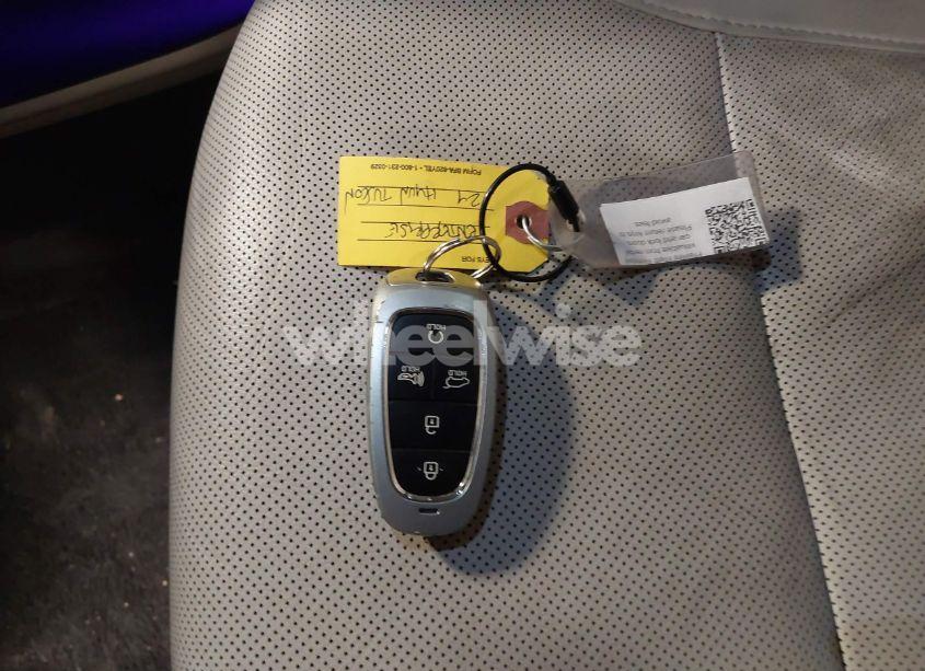 Photo 11 of 2024 Hyundai Tucson LIMITED (VIN 5NMJECDE0RH352005)