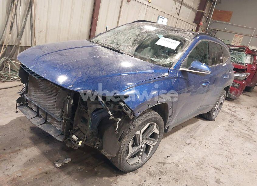 Photo 2 of 2024 Hyundai Tucson LIMITED (VIN 5NMJECDE0RH352005)