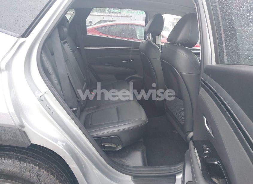 Photo 8 of 2024 Hyundai Tucson LIMITED (VIN 5NMJECDE0RH352912)