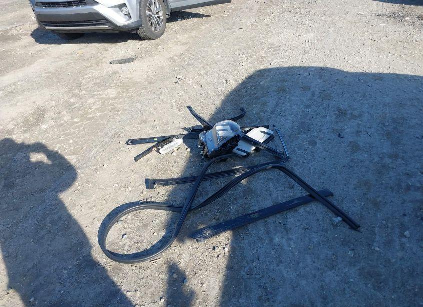 Photo 12 of 2024 Hyundai Tucson LIMITED (VIN 5NMJECDE0RH356622)