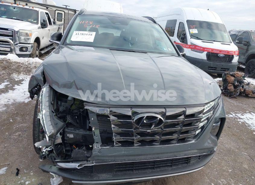 Photo 12 of 2024 Hyundai Tucson LIMITED (VIN 5NMJECDE2RH379657)