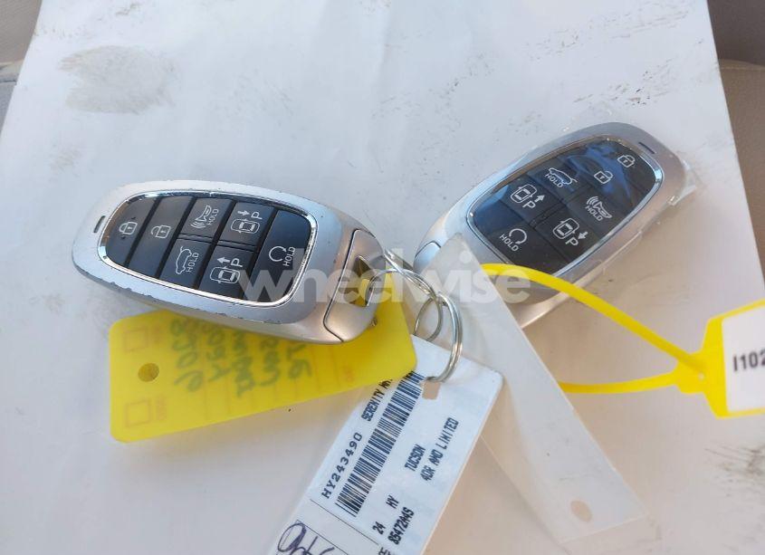 Photo 11 of 2024 Hyundai Tucson LIMITED (VIN 5NMJECDE2RH380484)