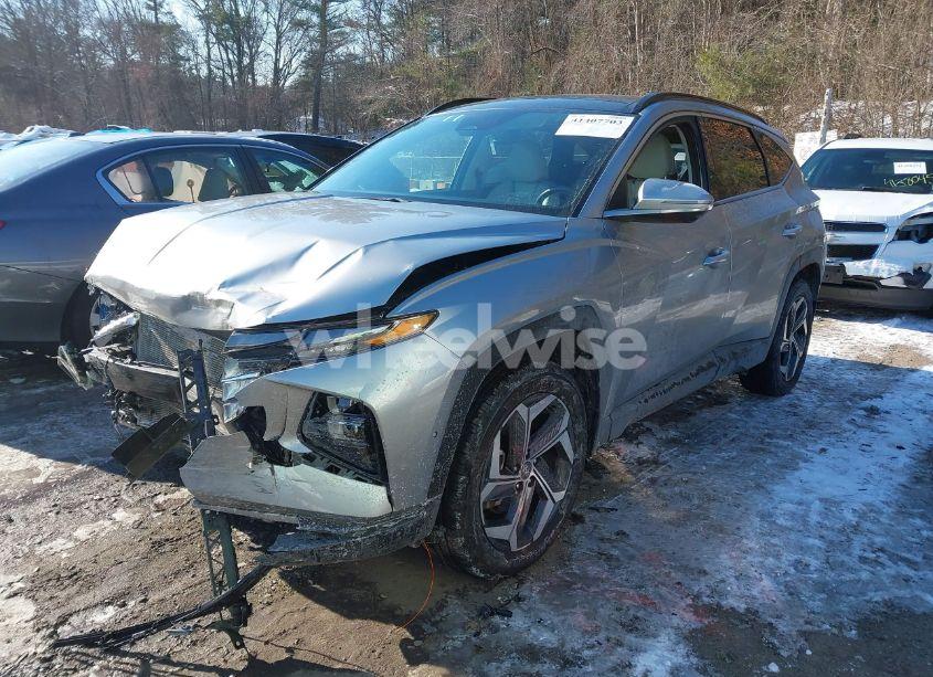 Photo 2 of 2024 Hyundai Tucson LIMITED (VIN 5NMJECDE3RH378341)