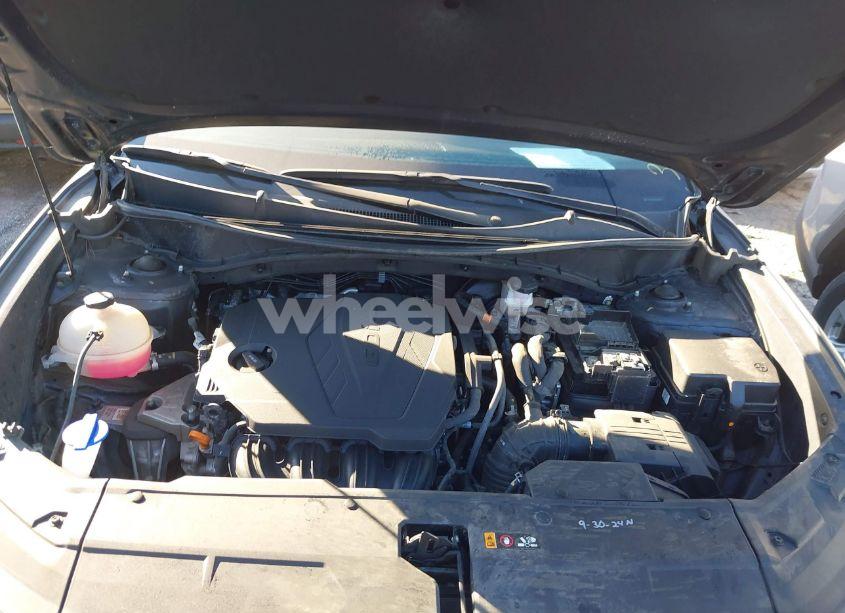 Photo 10 of 2024 Hyundai Tucson LIMITED (VIN 5NMJECDE4RH352685)