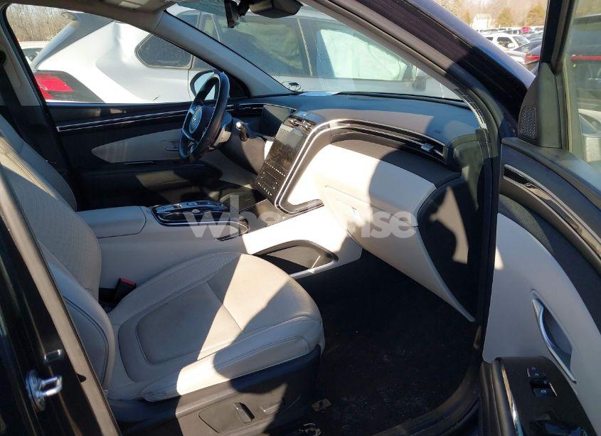 Photo 5 of 2024 Hyundai Tucson LIMITED (VIN 5NMJECDE4RH352685)