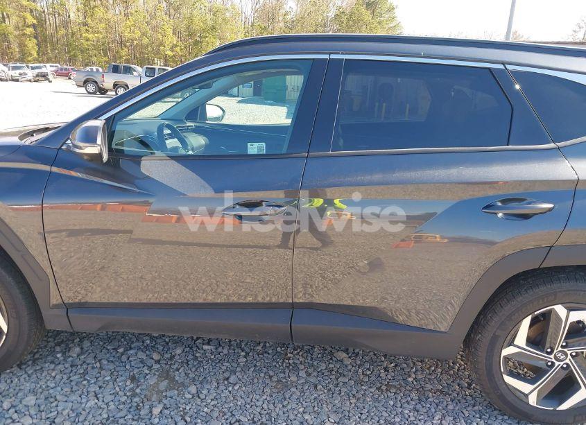 Photo 15 of 2024 Hyundai Tucson LIMITED (VIN 5NMJECDE4RH358115)