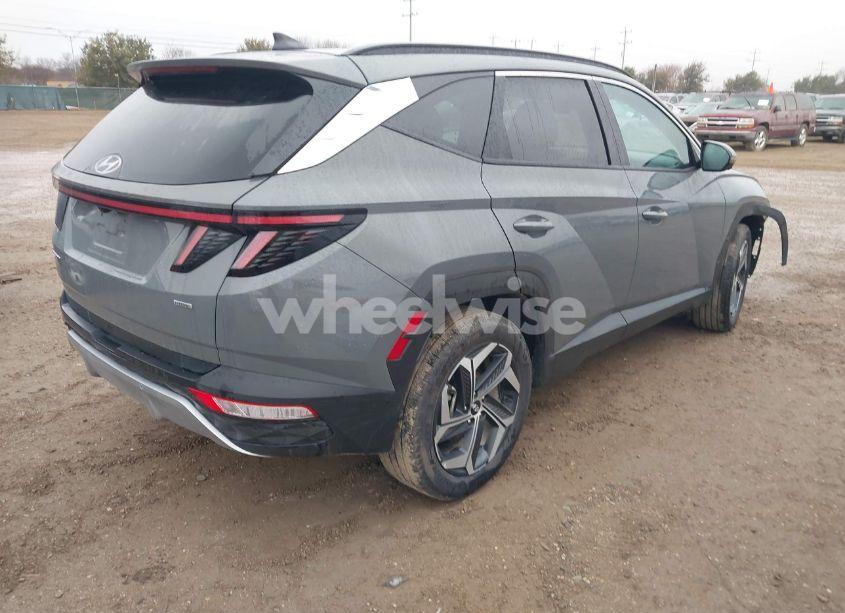 Photo 4 of 2024 Hyundai Tucson LIMITED (VIN 5NMJECDE6RH300278)