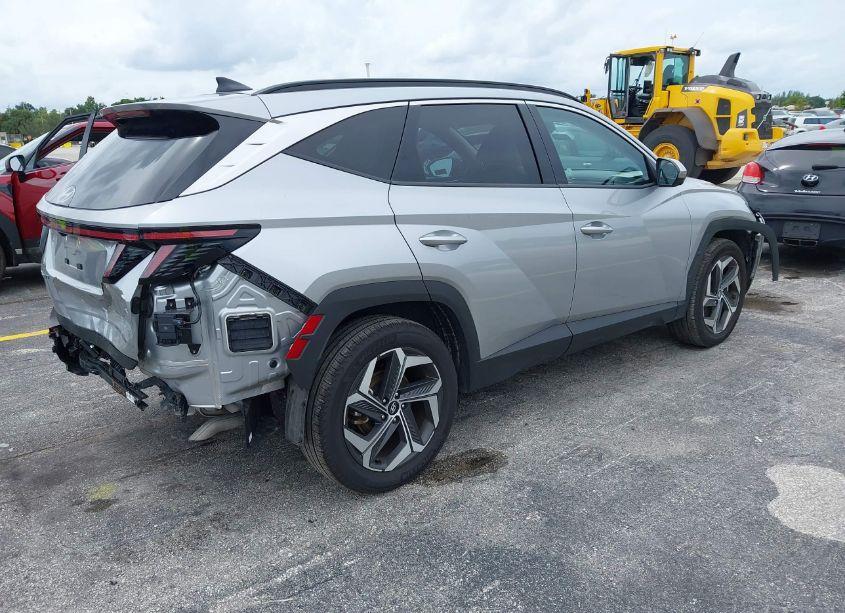 Photo 4 of 2024 Hyundai Tucson LIMITED (VIN 5NMJECDE6RH306730)