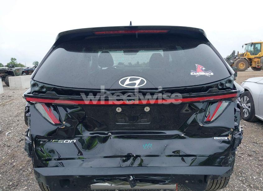 Photo 16 of 2024 Hyundai Tucson LIMITED (VIN 5NMJECDE6RH388846)