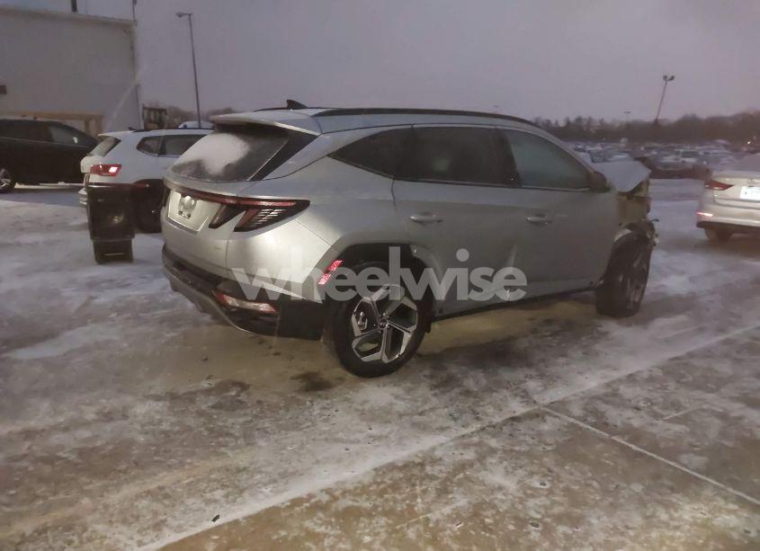 Photo 4 of 2024 Hyundai Tucson LIMITED (VIN 5NMJECDE6RH434059)