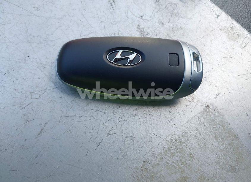 Photo 11 of 2024 Hyundai Tucson LIMITED (VIN 5NMJECDE7RH359453)