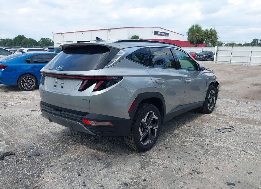 Photo 4 of 2024 Hyundai Tucson LIMITED (VIN 5NMJECDE9RH298235)