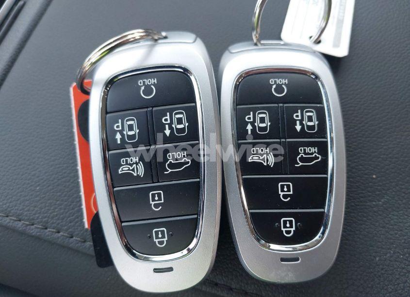 Photo 11 of 2024 Hyundai Tucson LIMITED (VIN 5NMJECDEXRH397632)