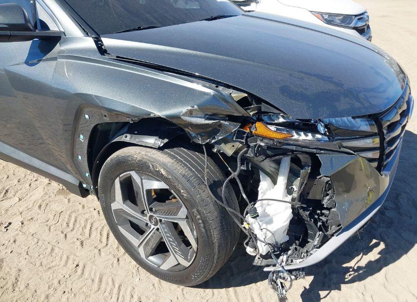 Photo 6 of 2022 Hyundai Tucson SEL (VIN 5NMJF3AE0NH047471)