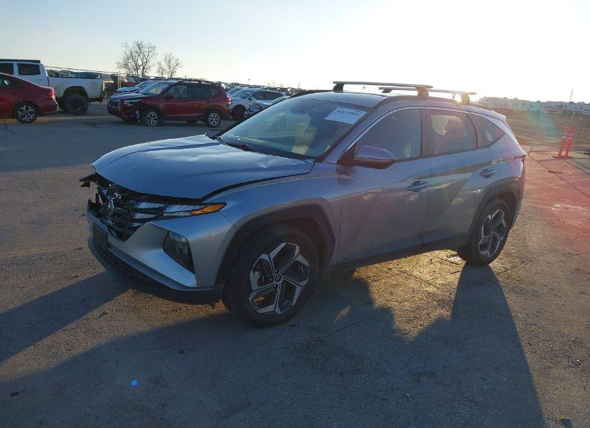 Photo 2 of 2022 Hyundai Tucson SEL (VIN 5NMJF3AE4NH115657)