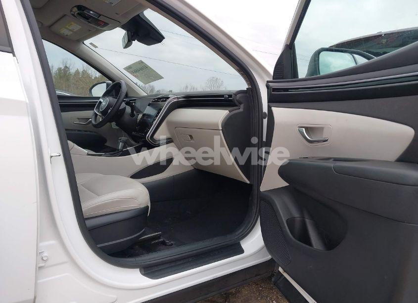 Photo 5 of 2023 Hyundai Tucson SEL (VIN 5NMJF3AE4PH257882)