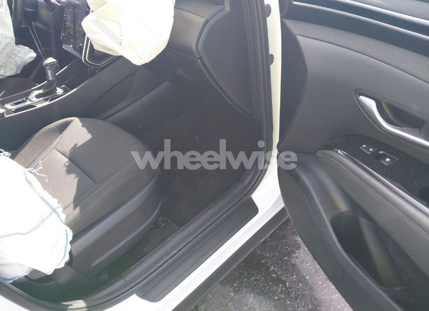 Photo 5 of 2022 Hyundai Tucson SEL (VIN 5NMJF3AE7NH109495)