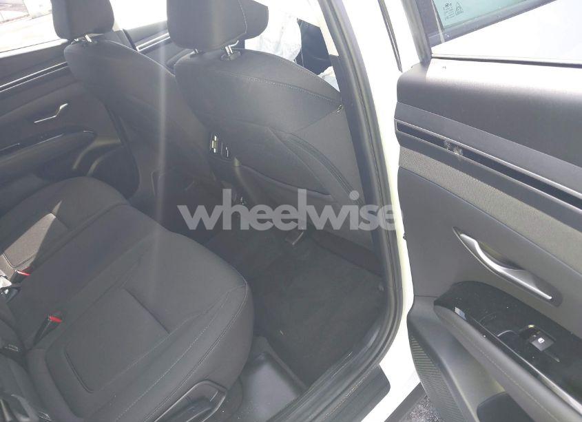 Photo 8 of 2022 Hyundai Tucson SEL (VIN 5NMJF3AE7NH109495)