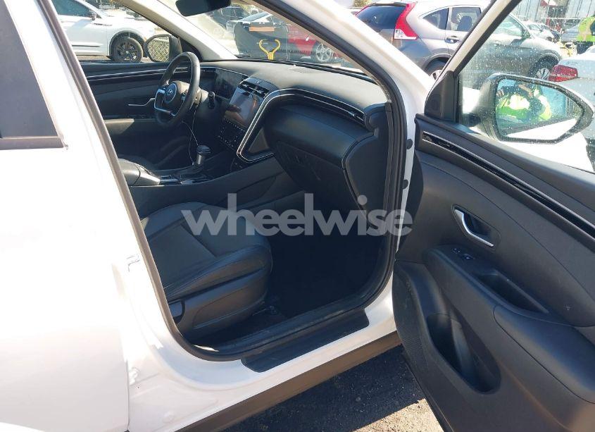 Photo 5 of 2024 Hyundai Tucson SEL (VIN 5NMJF3DE0RH374647)