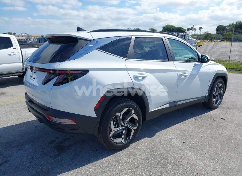 Photo 4 of 2024 Hyundai Tucson SEL (VIN 5NMJF3DE1RH403203)