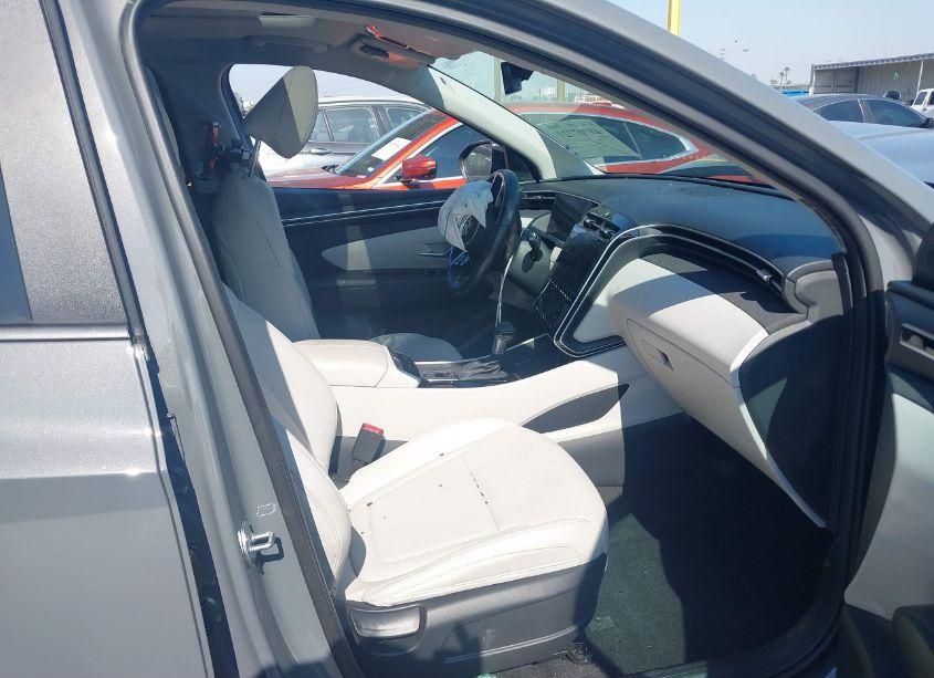 Photo 5 of 2024 Hyundai Tucson SEL (VIN 5NMJF3DE5RH329123)