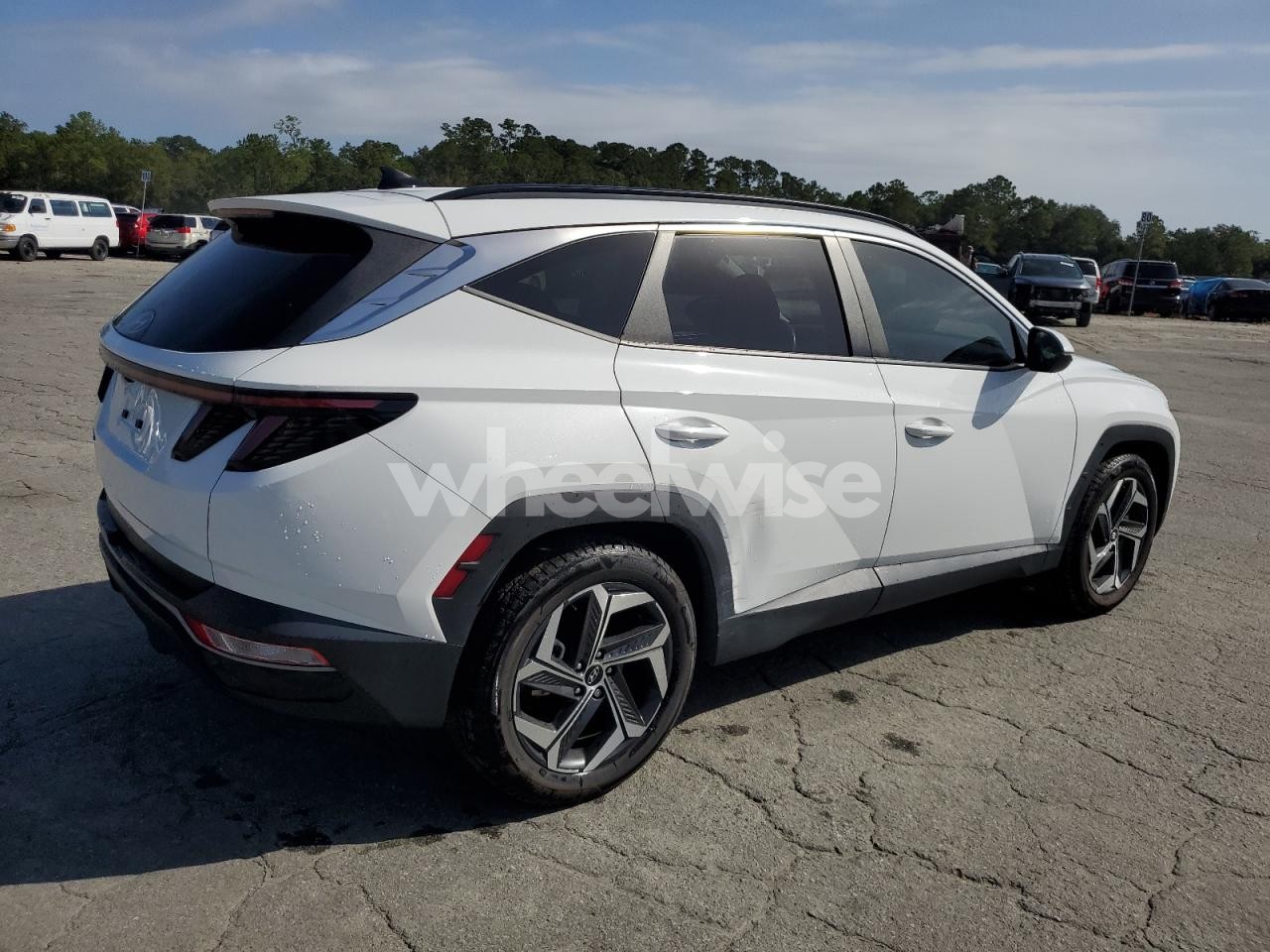 Photo 3 of 2024 HYUNDAI TUCSON SEL (VIN 5NMJF3DE6RH376970)