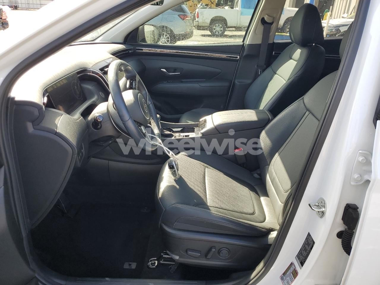 Photo 7 of 2024 HYUNDAI TUCSON SEL (VIN 5NMJF3DE6RH376970)