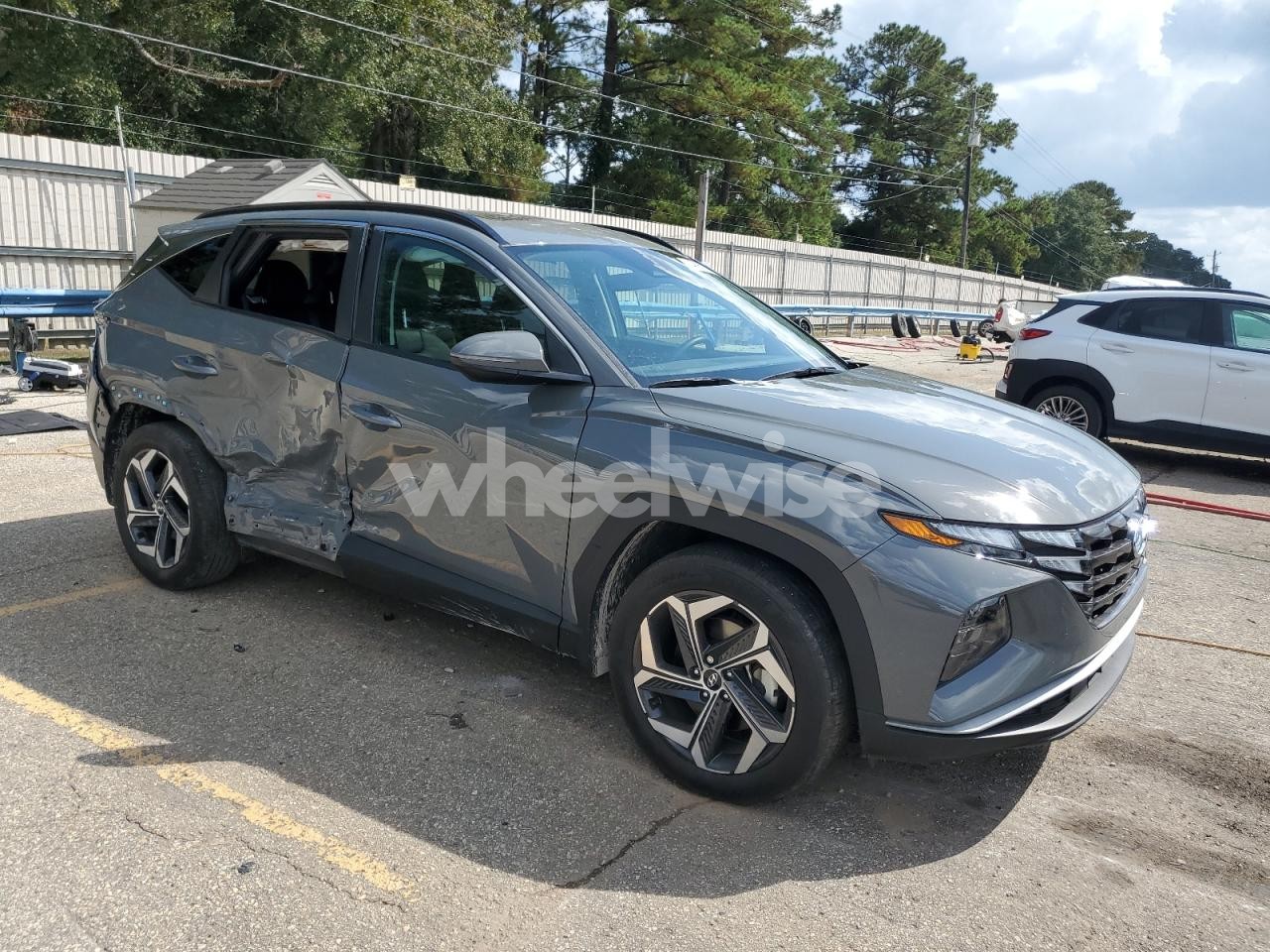 Photo 4 of 2024 HYUNDAI TUCSON SEL (VIN 5NMJF3DE7RH403335)