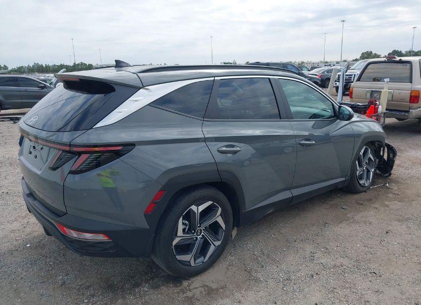 Photo 4 of 2024 Hyundai Tucson SEL (VIN 5NMJF3DE8RH409029)