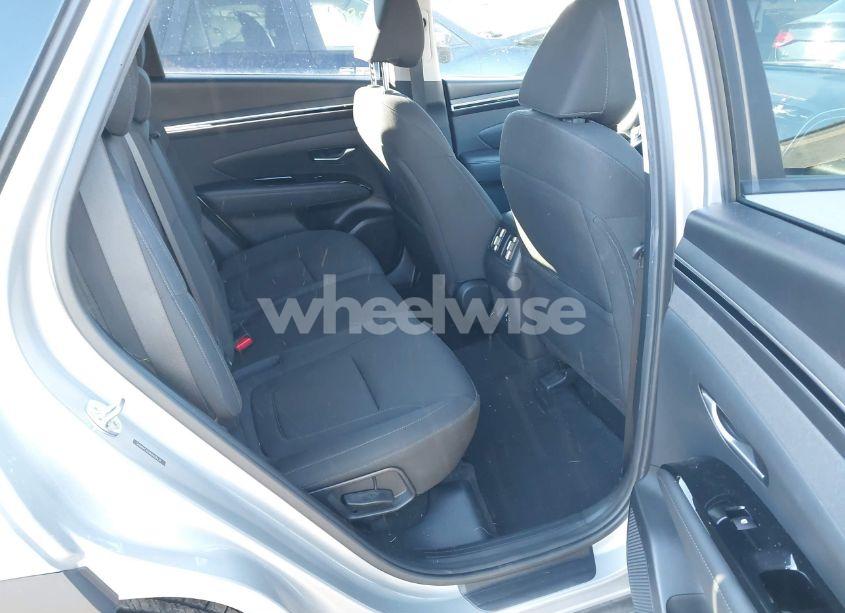 Photo 8 of 2022 Hyundai Tucson SEL (VIN 5NMJFCAE0NH018634)