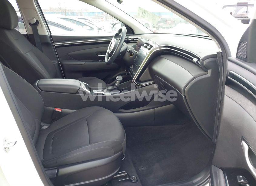 Photo 5 of 2022 Hyundai Tucson SEL (VIN 5NMJFCAE0NH035904)