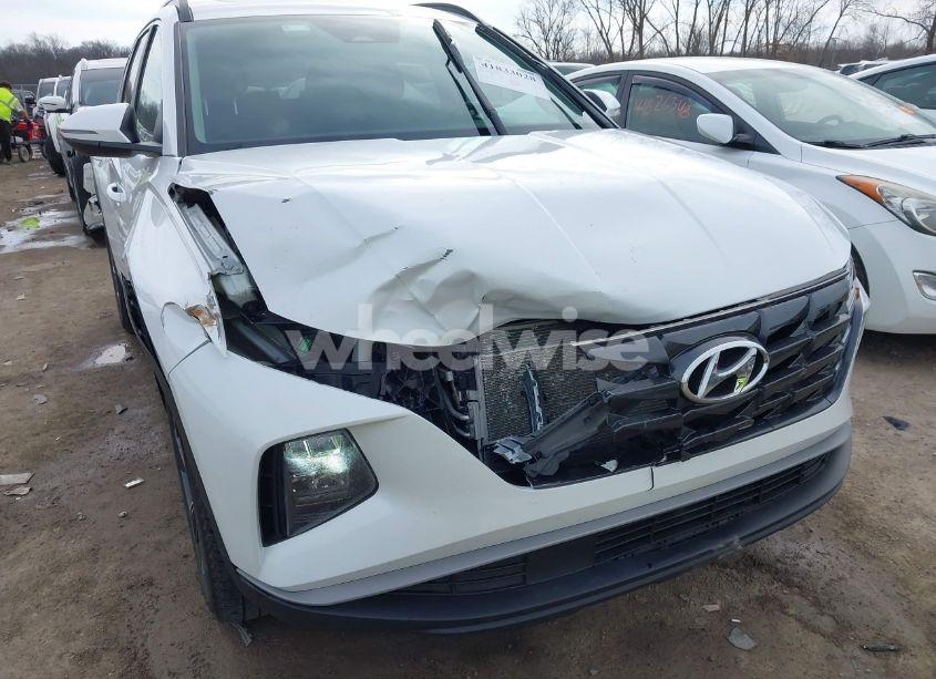 Photo 6 of 2022 Hyundai Tucson SEL (VIN 5NMJFCAE0NH035904)