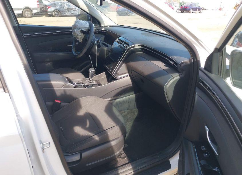 Photo 5 of 2022 Hyundai Tucson SEL (VIN 5NMJFCAE0NH158733)