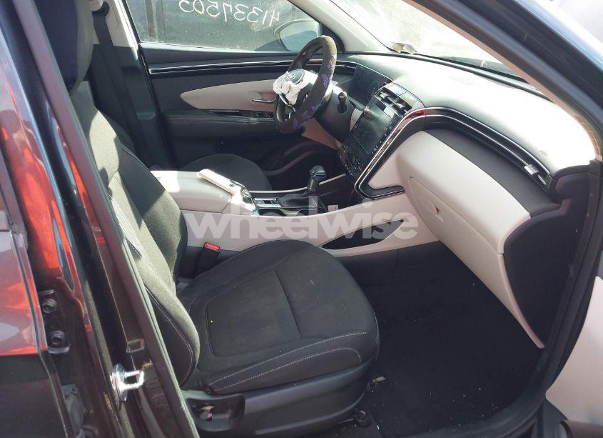 Photo 5 of 2022 Hyundai Tucson SEL (VIN 5NMJFCAE2NH042823)
