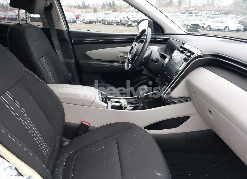 Photo 5 of 2022 Hyundai Tucson SEL (VIN 5NMJFCAE5NH008780)