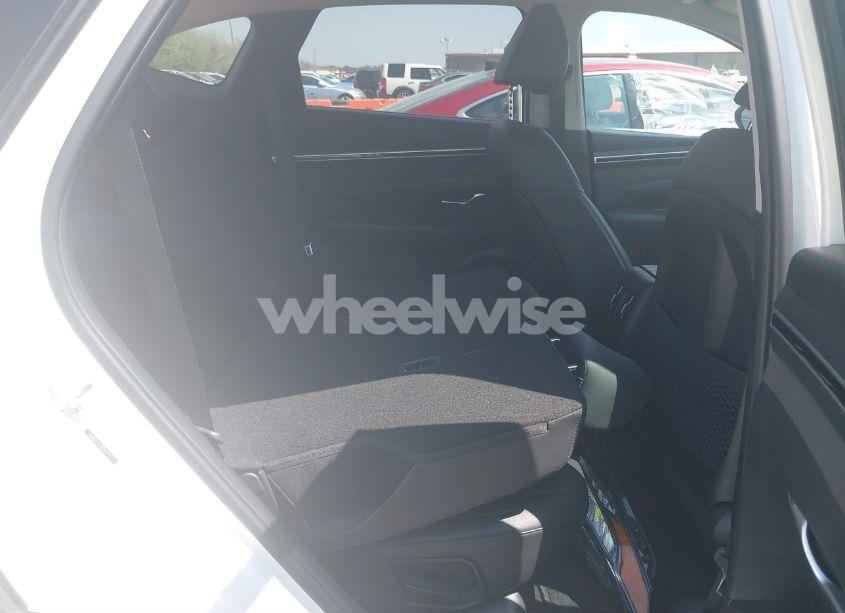 Photo 8 of 2023 Hyundai Tucson SEL (VIN 5NMJFCAE8PH272112)