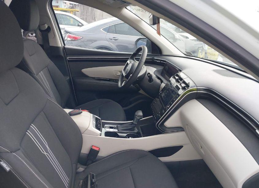 Photo 5 of 2022 Hyundai Tucson SEL (VIN 5NMJFCAE9NH038204)