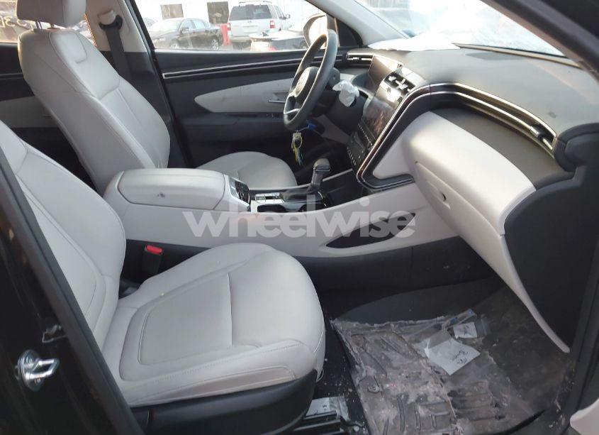 Photo 5 of 2024 Hyundai Tucson SEL (VIN 5NMJFCDE4RH358449)