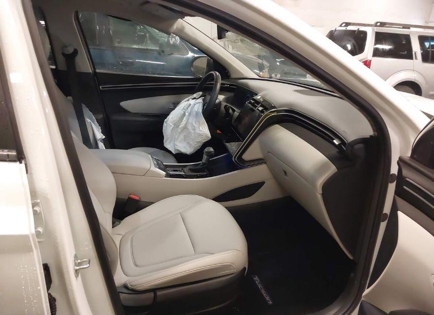 Photo 5 of 2024 Hyundai Tucson SEL (VIN 5NMJFCDE6RH303386)