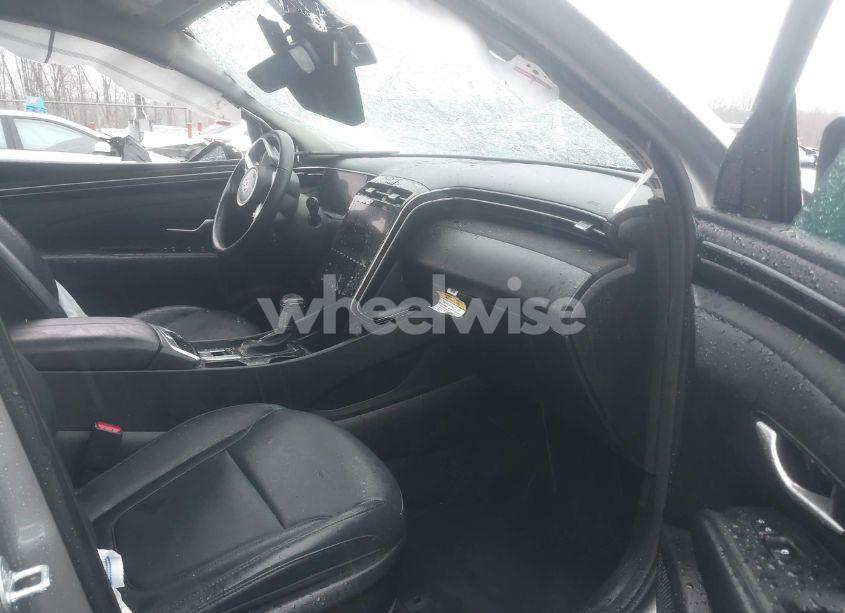 Photo 5 of 2024 Hyundai Tucson SEL (VIN 5NMJFCDE6RH339384)