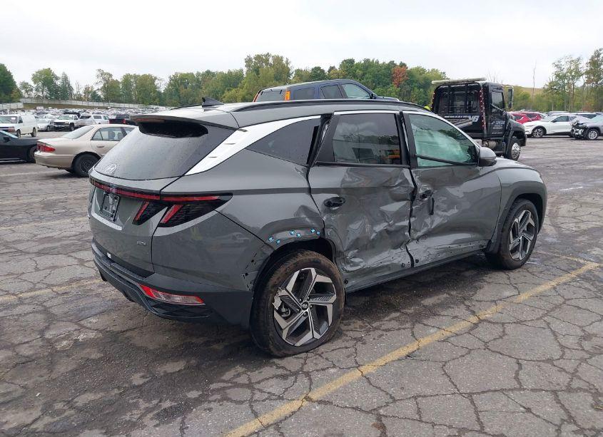 Photo 4 of 2024 Hyundai Tucson SEL (VIN 5NMJFCDE6RH365631)