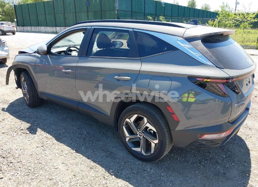 Photo 3 of 2024 Hyundai Tucson SEL (VIN 5NMJFCDE8RH366683)