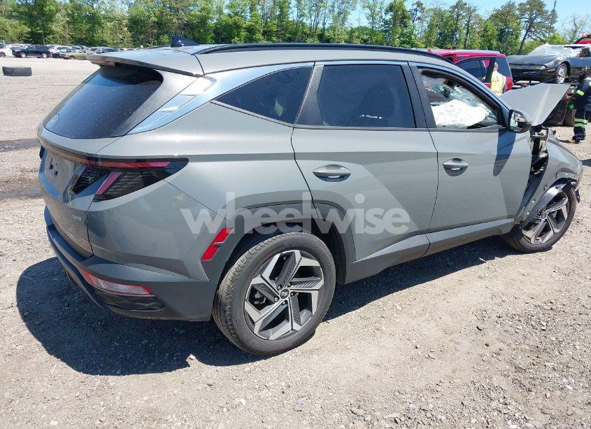 Photo 4 of 2024 Hyundai Tucson SEL (VIN 5NMJFCDE8RH366683)