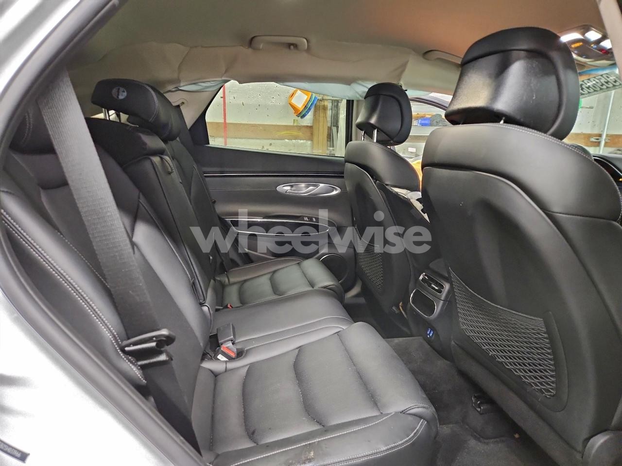 Photo 10 of 2025 GENESIS GV70 BASE (VIN 5NMMADTB2SH031966)