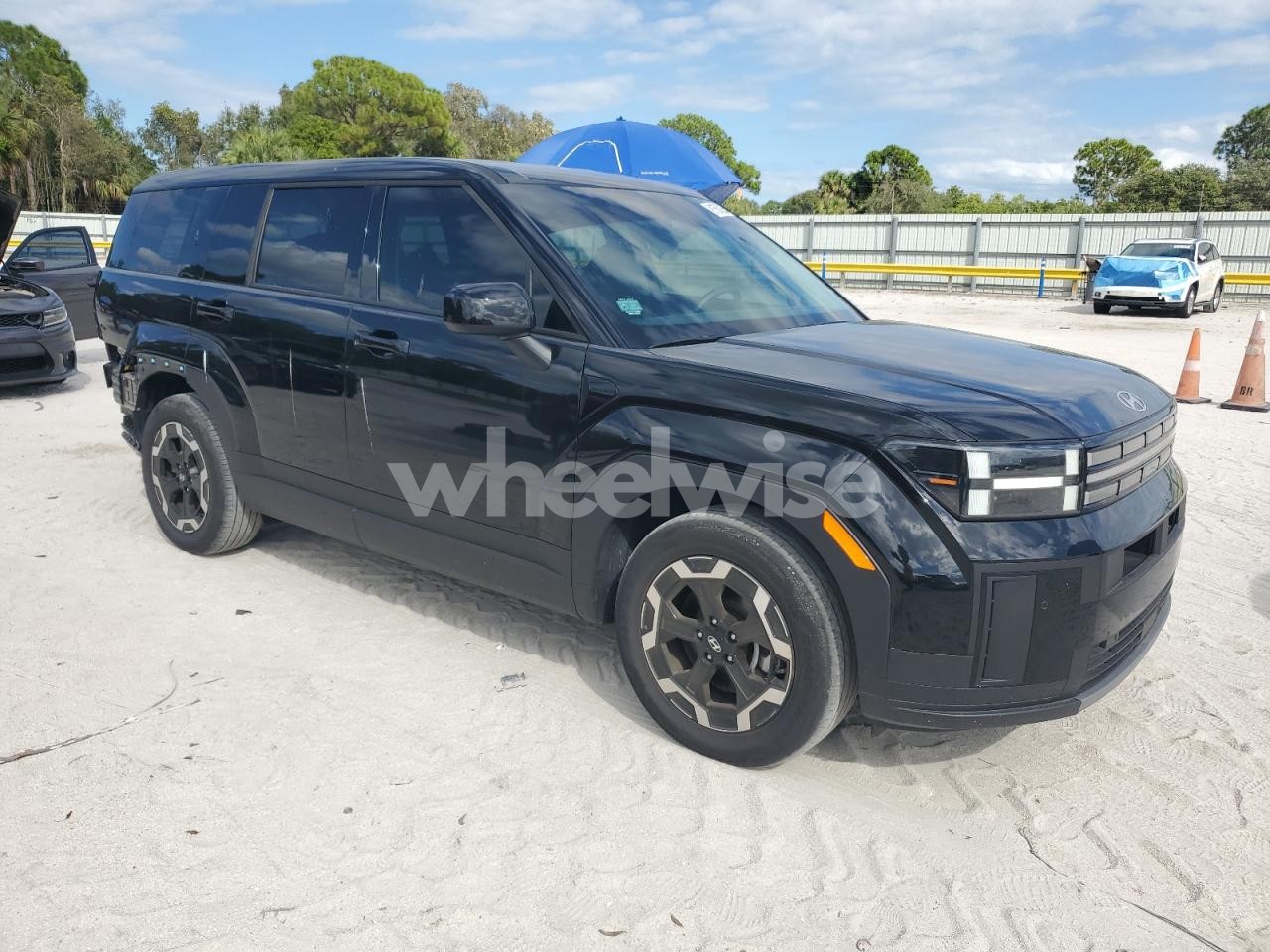 Photo 4 of 2025 HYUNDAI SANTA FE SE (VIN 5NMP14GL8SH129612)