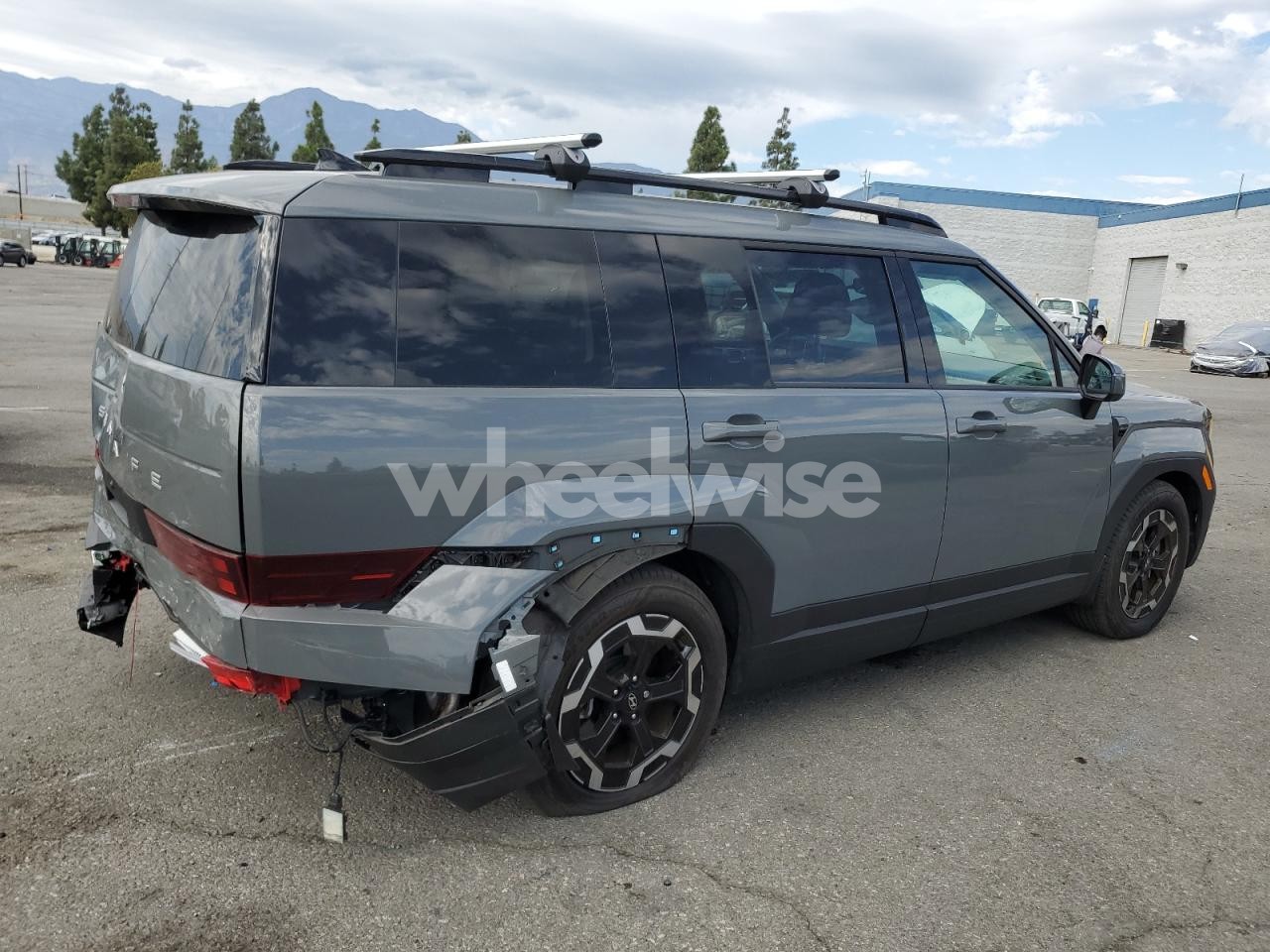 Photo 3 of 2024 HYUNDAI SANTA FE SEL (VIN 5NMP24GL1RH042030)