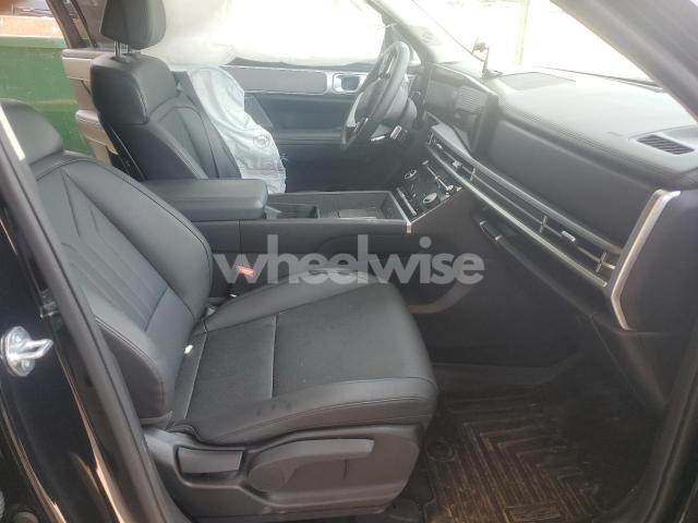 Photo 9 of 2025 HYUNDAI SANTA FE SEL (VIN 5NMP24GLXSH118043)