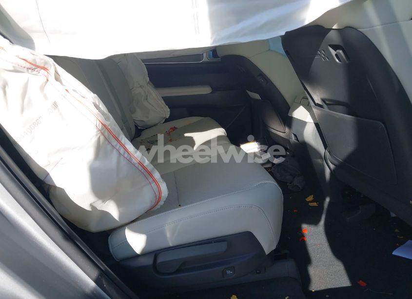 Photo 8 of 2024 Hyundai Santa FE SEL (VIN 5NMP2DGL7RH022770)